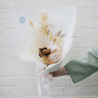White + Natural Dried Floral Bouquet